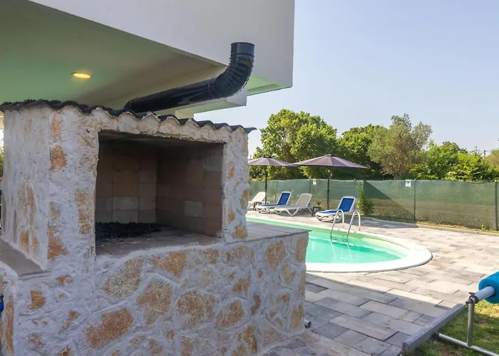 Сasa de vacaciones House Ivona Suhovare